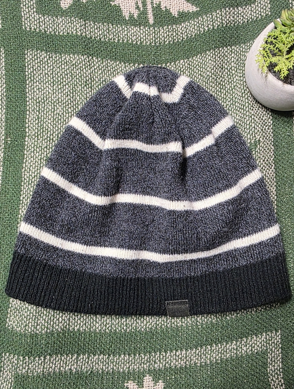 Levi's Reversible Black and Gray Striped Beanie Hat One Size Adult